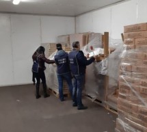 Sacchetti di plastica non biodegradabili, maxi sequestro della Polizia municipale di Torino e di Cinisello Balsamo