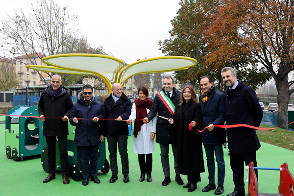 Inaugurato il Giardino del Sole, intitolato a Maria Teresa Lavazza, di fronte all’Ospedale Infantile Regina Margherita