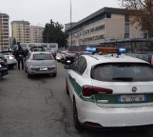 Parcheggiatori abusivi, due persone sanzionate dalla Polizia municipale di fronte all’ospedale San Giovanni Bosco