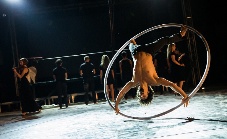 La compagnia blucinQue Cirko Vertigo