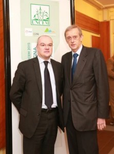 Il sindaco Piero Fassino con i presidente Uncem, Enrico Borghi