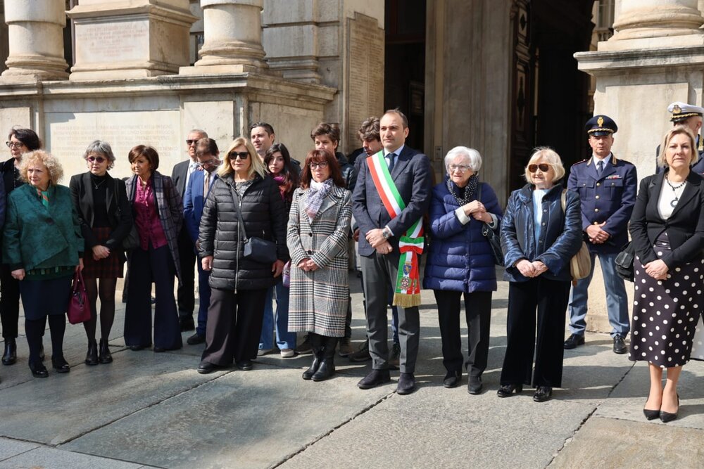 Un minuto di silenzio per le vittime del Bardo nel nono anniversario