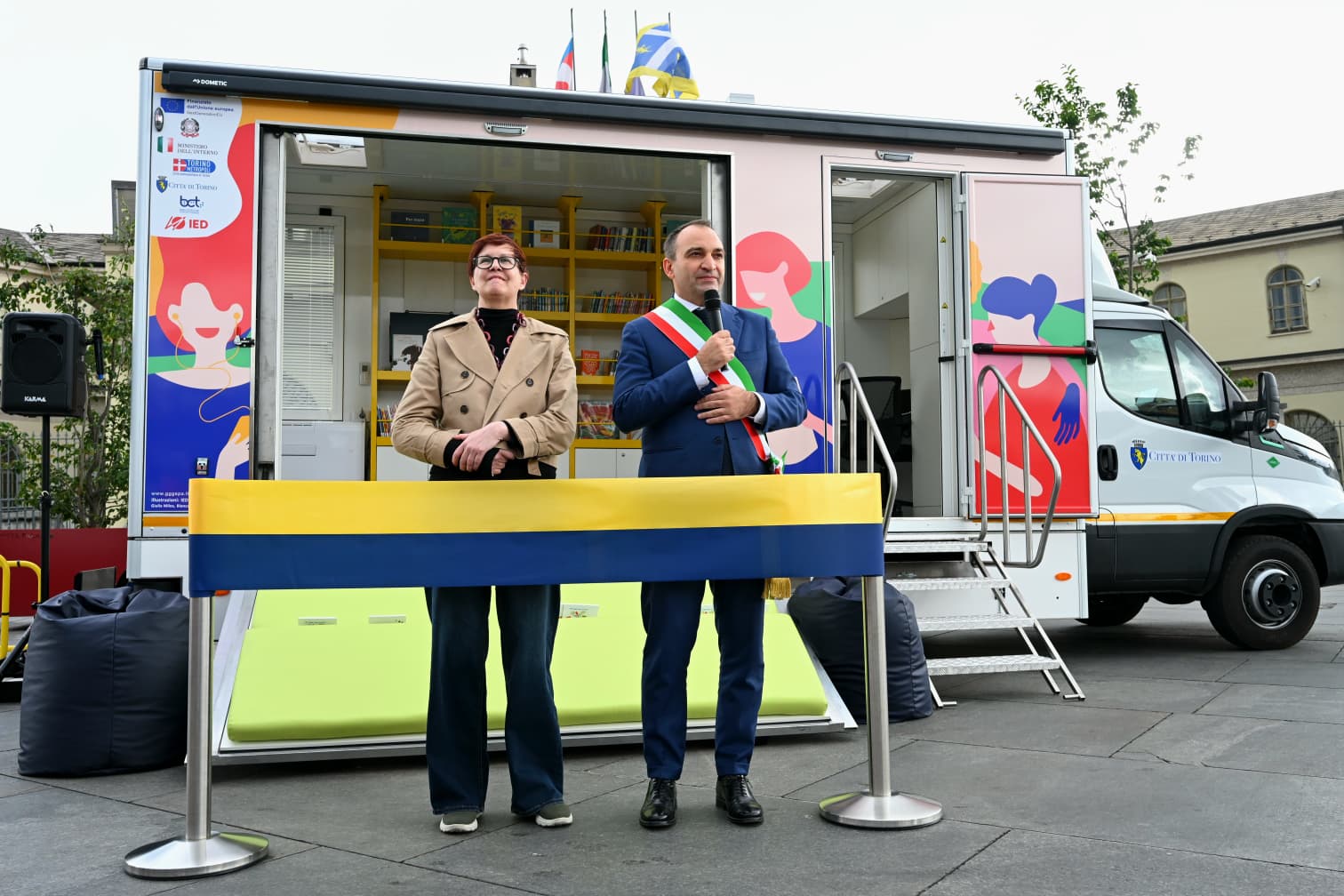 La Città di Torino inaugura il terzo Bibliobus delle Biblioteche Civiche