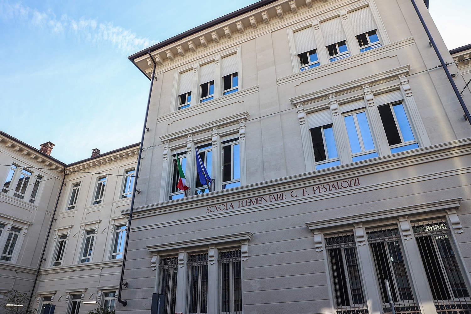 Prima campanella alla “G.E.Pestalozzi”. Riapre la scuola riqualificata con fondi Pnrr