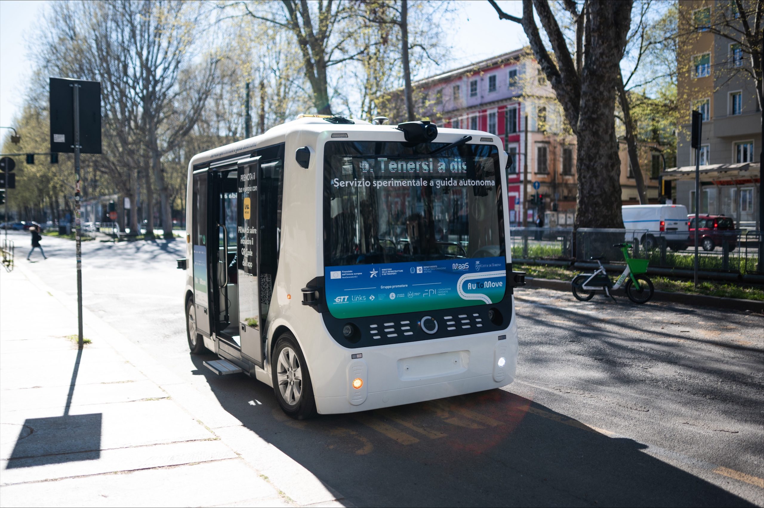 Mobilità autonoma, a Torino si chiude la sperimentazione AuToMove: oltre 1100 chilometri percorsi e 450 corse