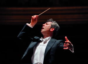 Il direttore d'Orchestra Nicola Luisotti (Photo © Cory Weaver)
