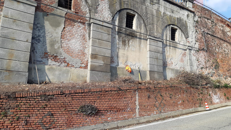 Lavori di consolidamento del muro di cinta del parco Villa Genero, previste modifiche viarie