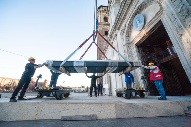 ARRIVO DELLA TECA DELLA SINDONE_PH.RENZO BUSSIO
