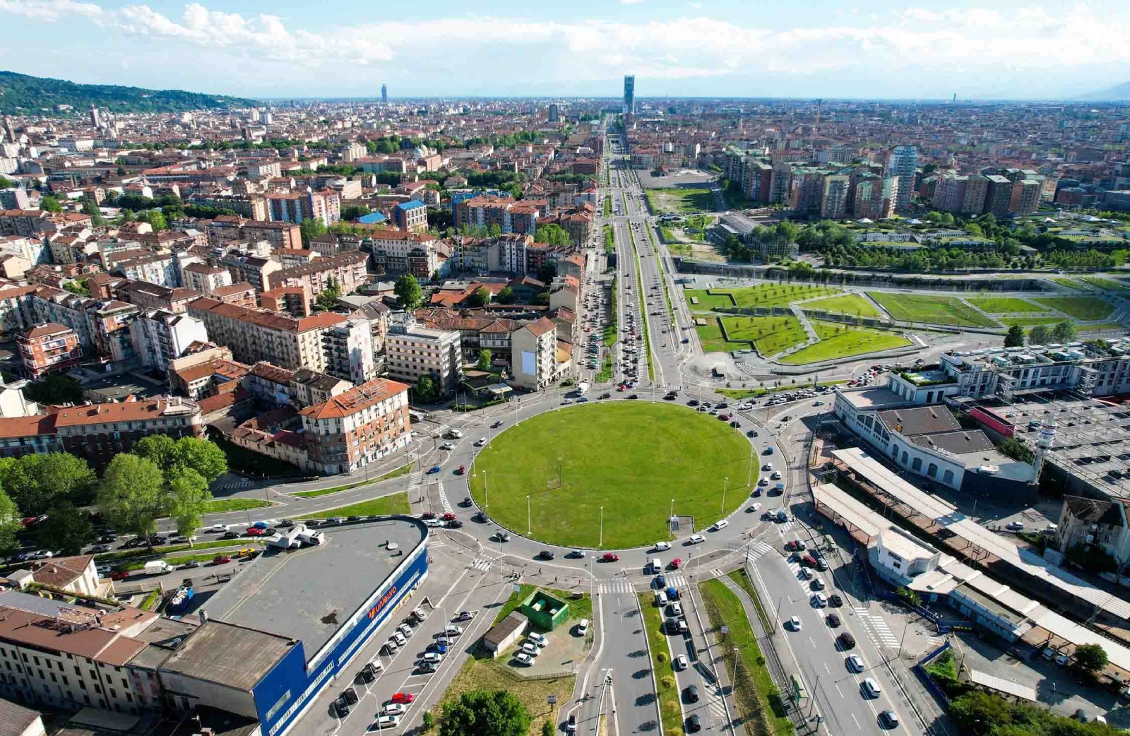 Piazza Baldissera, domani la riapertura di via Stradella: semafori sospesi, traffico regolato dalla Polizia Locale
