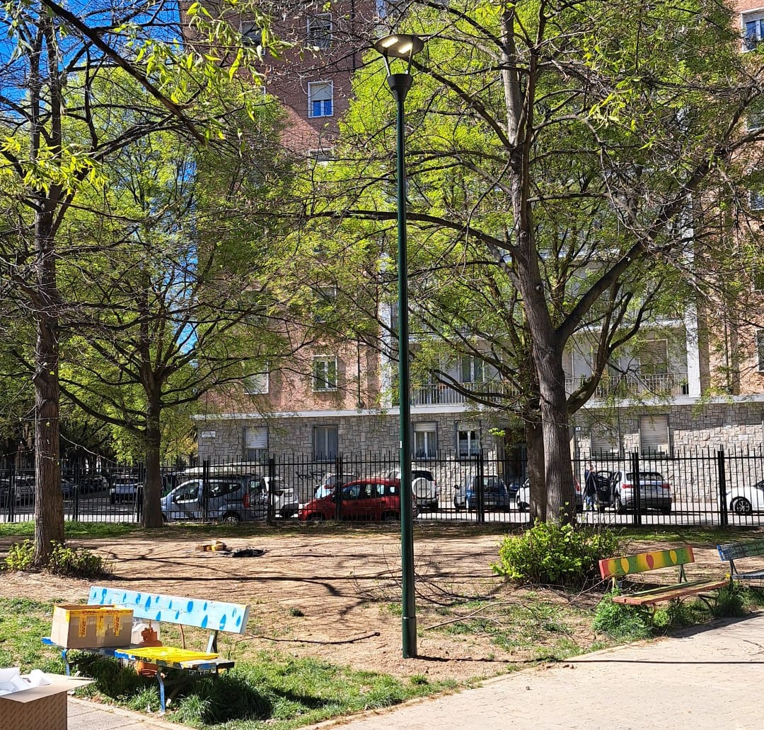 Più luce in piazza Chiaves: conclusi i lavori del nuovo impianto di illuminazione