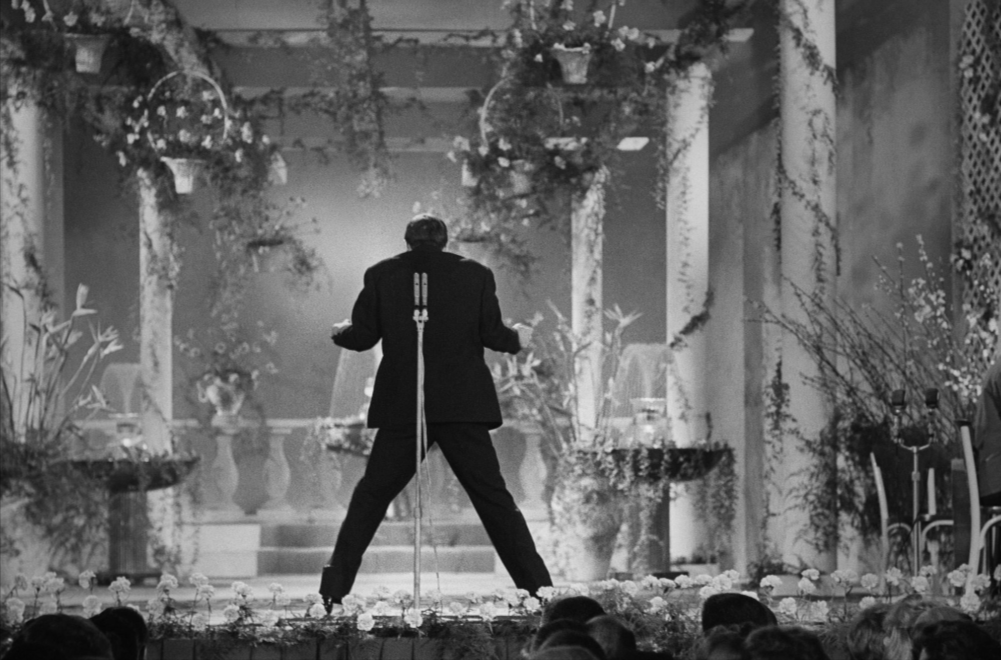 “Non ha l’età. Il Festival di Sanremo in bianco e nero 1951-1976”. Alle Gallerie d’Italia l’esposizione curata da Aldo Grasso