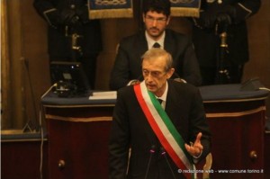 torinononsipiega_fassino